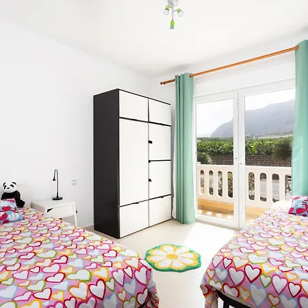 בית נופש Tenohomes Ocean Light *